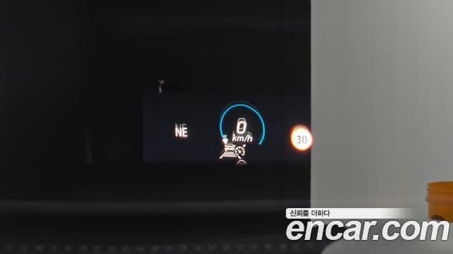 Mercedes-Benz E-Class 2022 — Şəkil 19/20