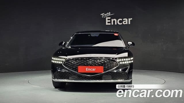 Genesis G90 2023 — ფოტო 2/20