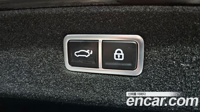 Genesis G90 2023 — фото 16 из 20