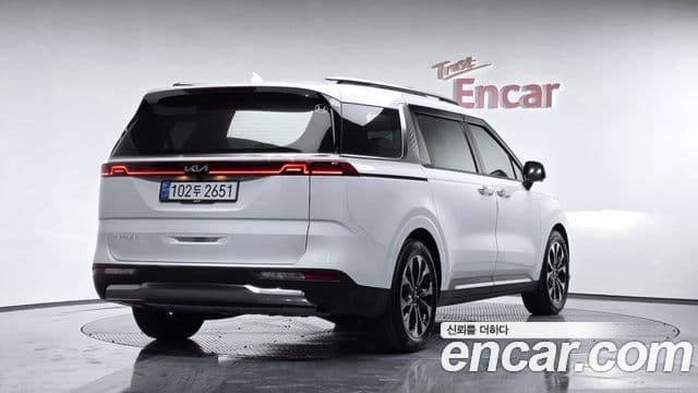 Kia Carnival 2022 — Фото 2/20