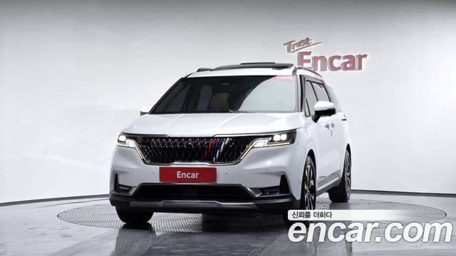 Kia Carnival 2022 — Фото 3/20