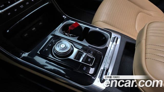 Kia Carnival 2022 — Фото 9/20