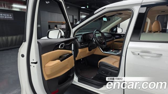 Kia Carnival 2022 — Фото 11/20