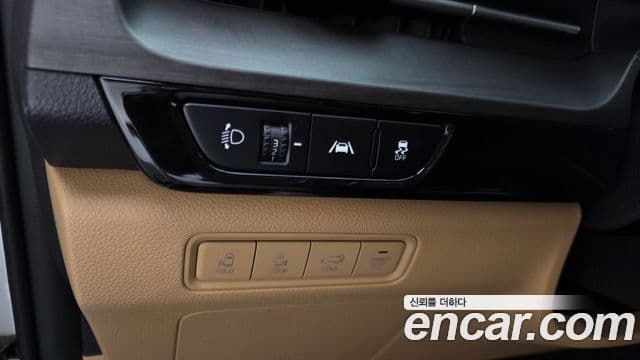 Kia Carnival 2022 — Фото 16/20