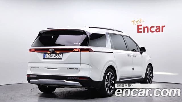 Kia Carnival 2020 — Фото 2/20
