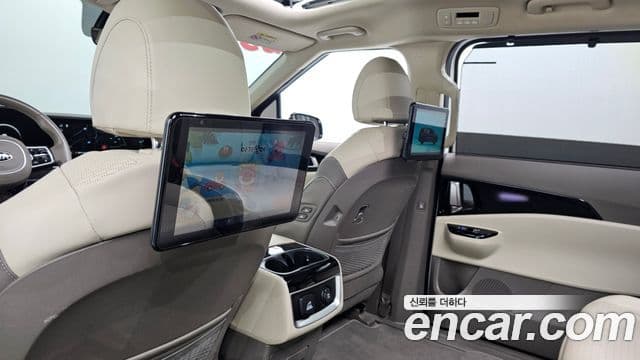 Kia Carnival 2020 — Фото 19/20