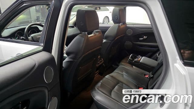 Land Rover Range Rover Evoque 2019 — Şəkil 18/20