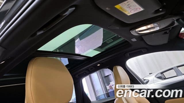 Volvo XC60 2022 — Şəkil 17/20