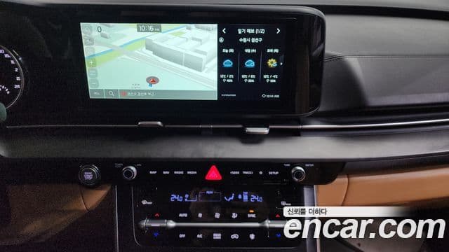 Kia Carnival 2023 — фото 15 из 20