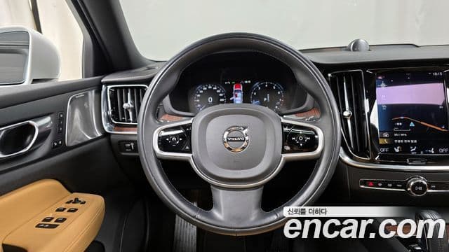 Volvo V60 Cross Country 2021 — Şəkil 13/20