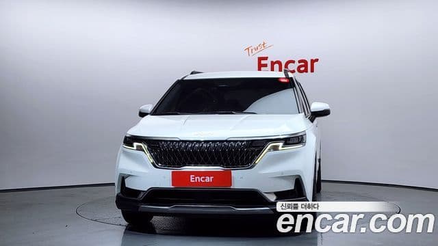 Kia Carnival 2022 — ფოტო 3/20