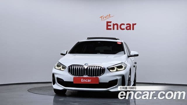 BMW 1 Series 2023 — Şəkil 2/20