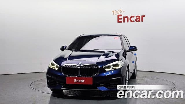 BMW 1 Series 2020 — ფოტო 15/20