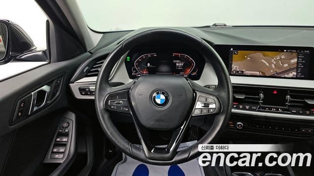 BMW 1 Series 2020 — ფოტო 3/20