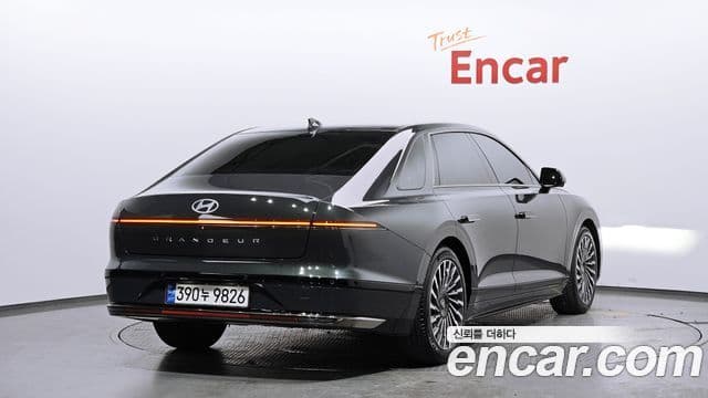 Hyundai Grandeur 2023 — ფოტო 2/20