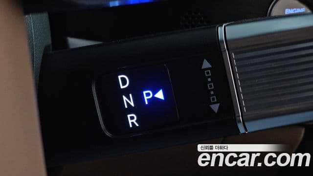 Hyundai Grandeur 2023 — ფოტო 8/20