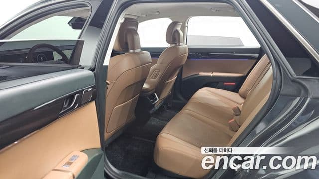 Hyundai Grandeur 2023 — ფოტო 12/20
