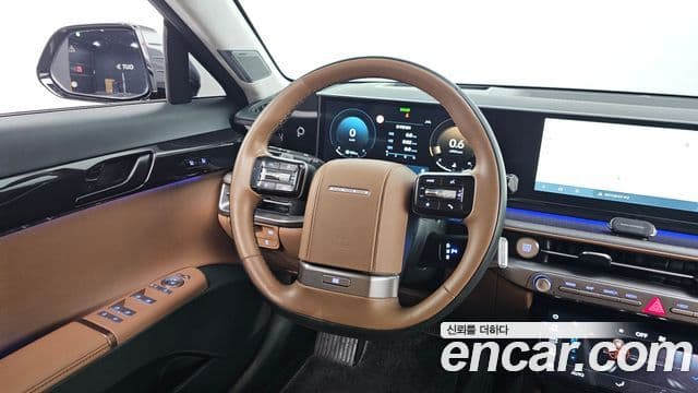 Hyundai Grandeur 2023 — ფოტო 13/20