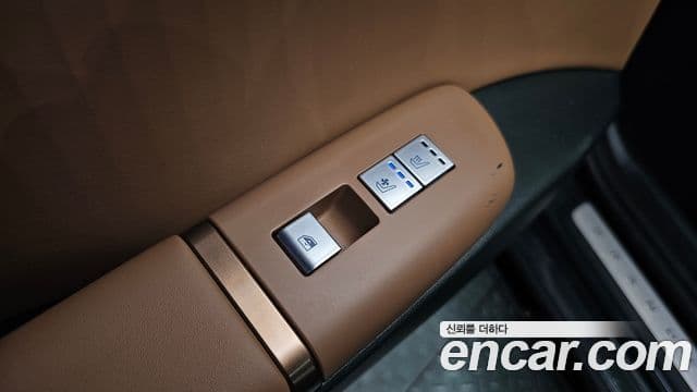 Hyundai Grandeur 2023 — ფოტო 20/20