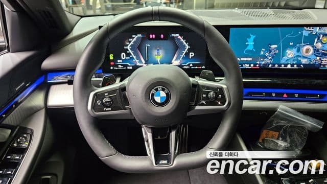 BMW 5 Series 2025 — Фото 13/20