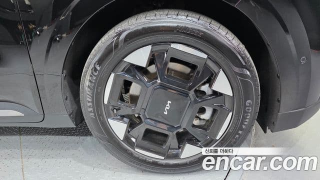 Kia Carnival 2025 — ფოტო 5/20