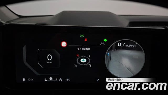 Kia Carnival 2025 — ფოტო 8/20