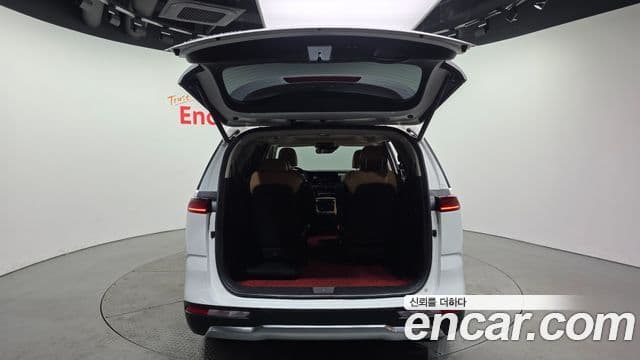 Kia Carnival 2021 — Фото 20/20