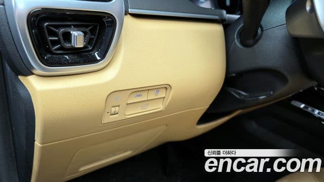 Kia Sorento 2020 — ფოტო 13/20