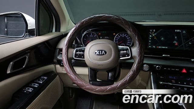 Kia Carnival 2021 — Şəkil 13/20