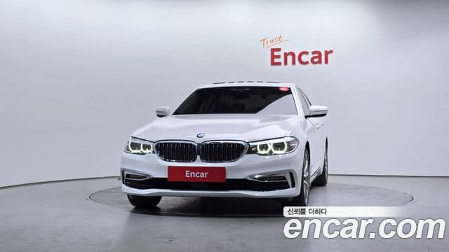 BMW 5 Series 2019 — ფოტო 3/20