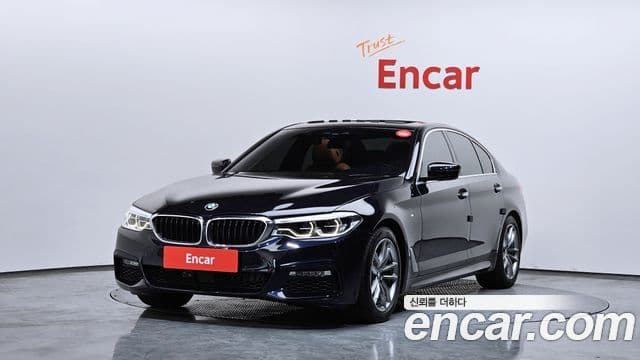 BMW 5 Series 2018 — ფოტო 10/20