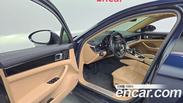 Porsche Panamera 2021 — Şəkil 10/20