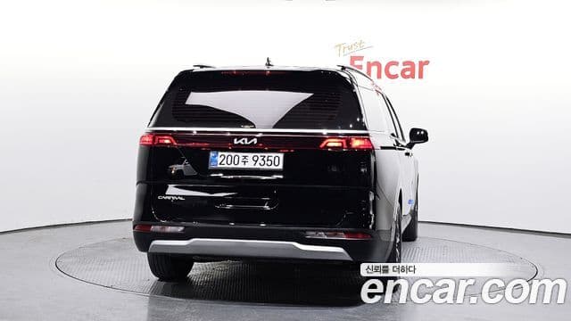 Kia Carnival 2023 — Şəkil 4/20