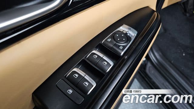 Kia Carnival 2023 — Şəkil 13/20