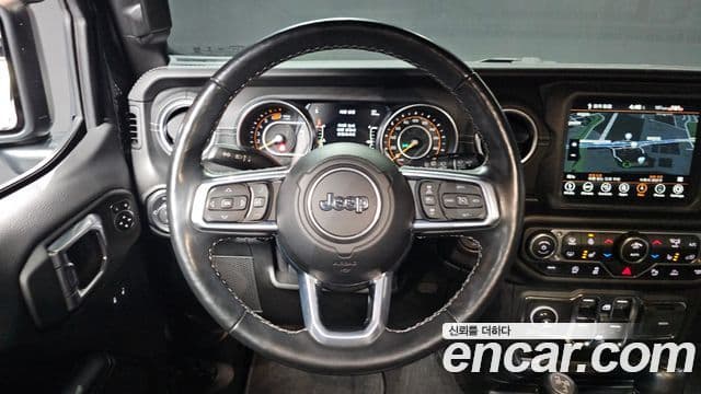 Jeep Wrangler 2021 — Şəkil 13/20