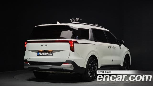 Kia Carnival 2024 — ფოტო 1/20