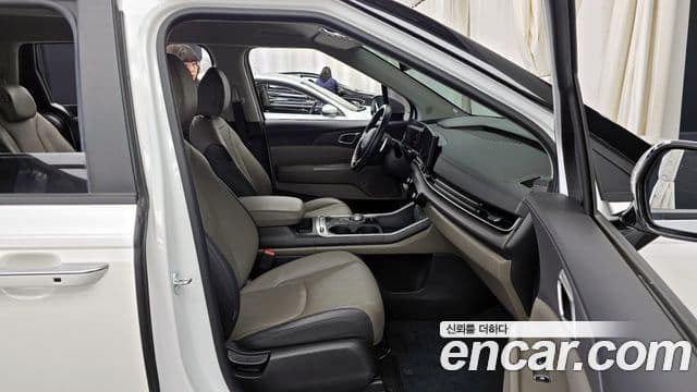Kia Carnival 2024 — ფოტო 11/20