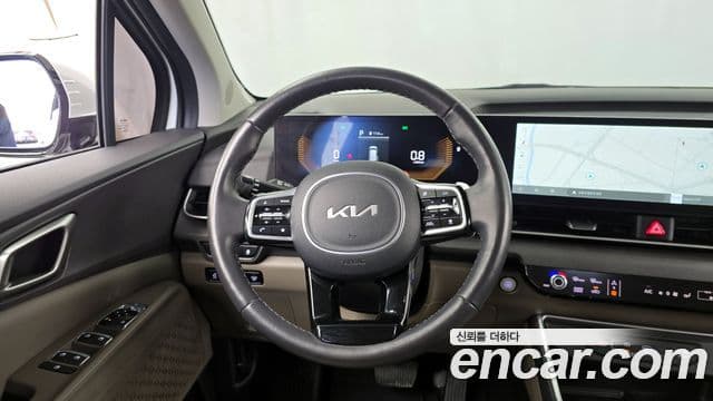 Kia Carnival 2024 — ფოტო 13/20