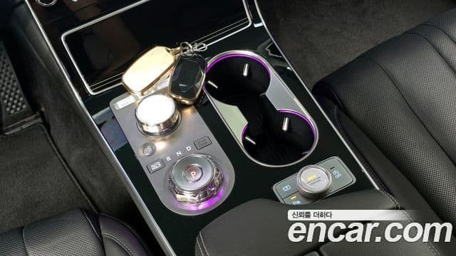 Genesis GV80 2023 — Şəkil 9/20