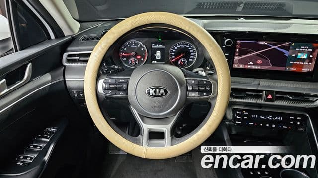Kia K5 2020 — Photo 18/20