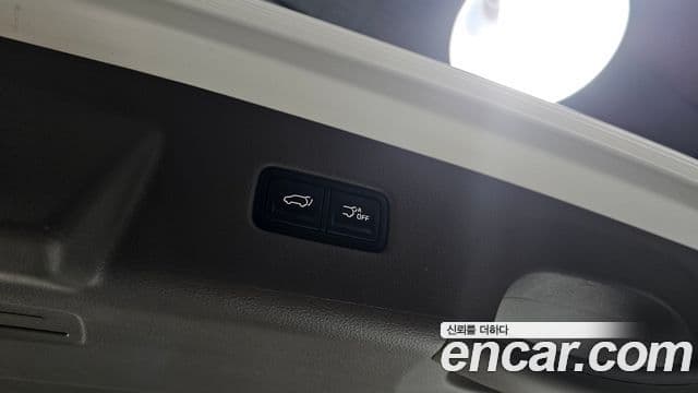 Kia Carnival 2022 — Şəkil 19/20