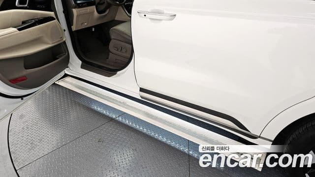 Kia Carnival 2022 — Şəkil 20/20
