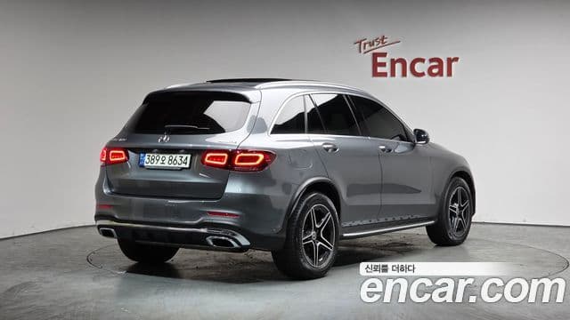 Mercedes-Benz GLC-Class 2021 — ფოტო 2/20