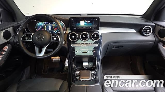 Mercedes-Benz GLC-Class 2021 — ფოტო 7/20