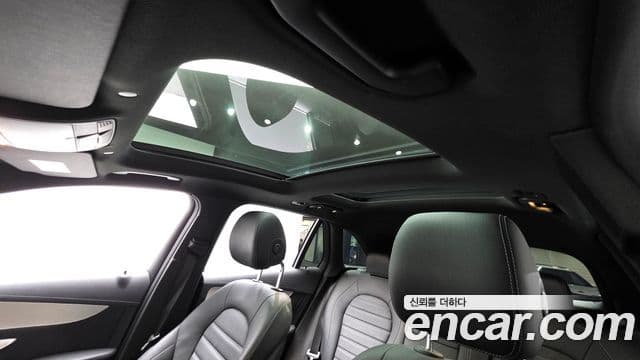 Mercedes-Benz GLC-Class 2021 — ფოტო 17/20