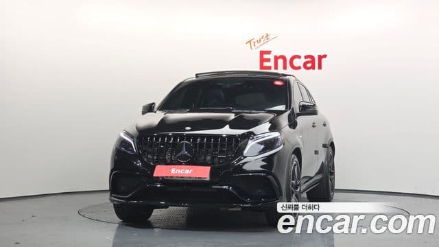Mercedes-Benz GLE-Class 2019 — Фото 3/20