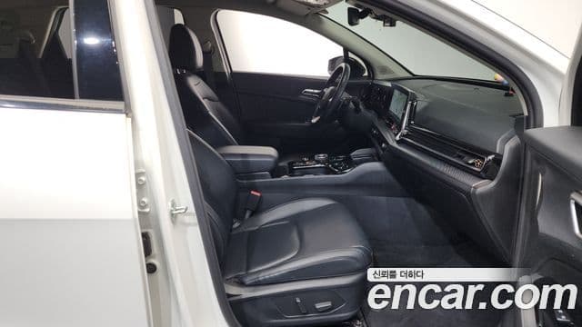 Kia Sportage 2021 — ფოტო 11/20