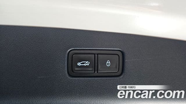 Genesis GV70 2021 — фото 20 из 20