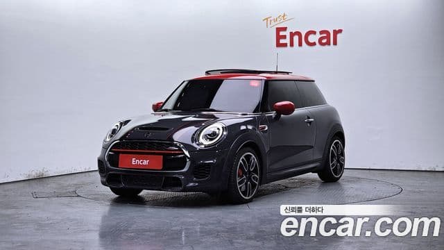 Mini Cooper S 2021 — ფოტო 1/20