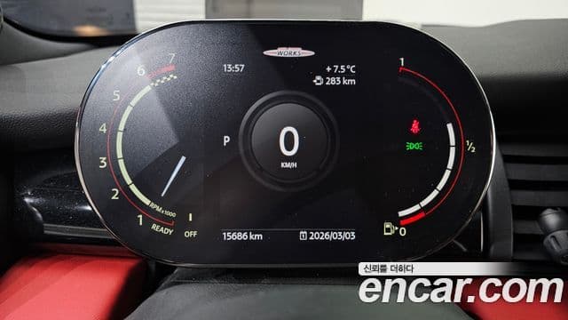 Mini Cooper S 2021 — ფოტო 8/20